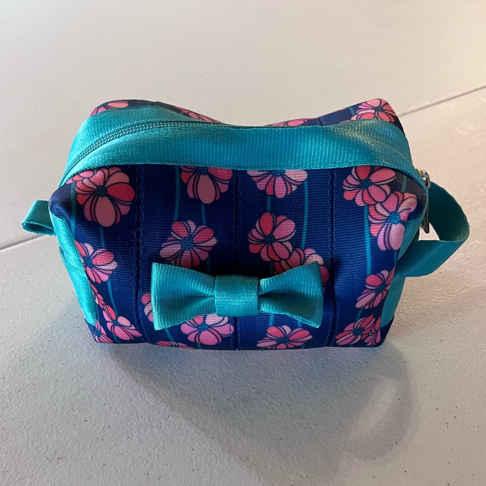 Harveys Super Bloom Mini Dopp Kit Cosmetic Bag Teal & Pink